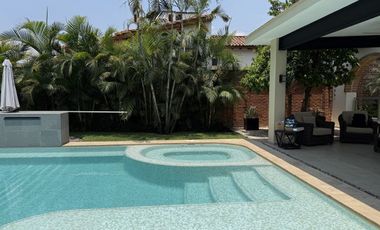 CASA EN VENTA EN LAS GARZAS