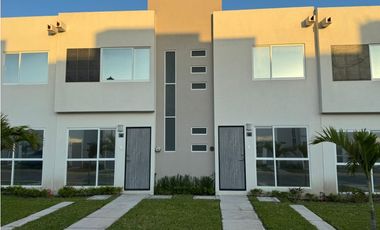 Inversion Garantizada, Casa con habitación en Planta Baja a la Venta