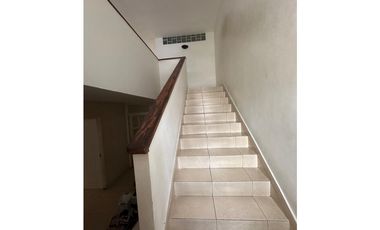 Venta de casa en altos del GOLF LAS PALMERAS | Parque Lefevre