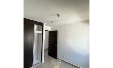 SE VENDE CASA EN PH AZAHARES