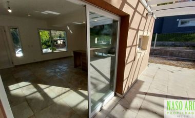 Casa en venta de 2 dormitorios c/ cochera en Sierra de los Padres