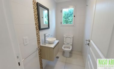 Casa en venta de 2 dormitorios c/ cochera en Sierra de los Padres