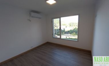 Casa en venta de 2 dormitorios c/ cochera en Sierra de los Padres