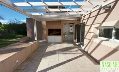 Casa en venta de 2 dormitorios c/ cochera en Sierra de los Padres