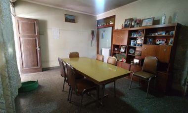 CASA EN SANTA LUCIA - CON POSIBILIDAD DE SER APTA