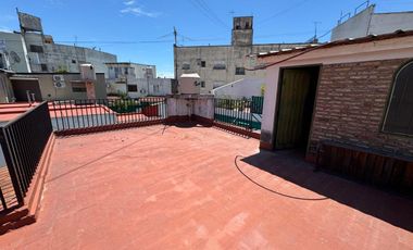 PH EN VENTA RAMOS MEJIA 3 AMB CON PATIO Y TERRAZA