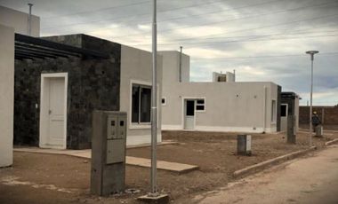 VENTA CARPETA CASA 2 DORMITORIOS EN RIVADAVIA