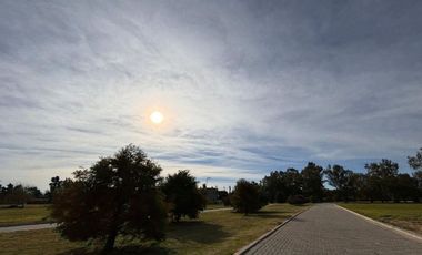 LOTE BARRIO SAINT JOSEPH LONGCHAMPS 435 M2