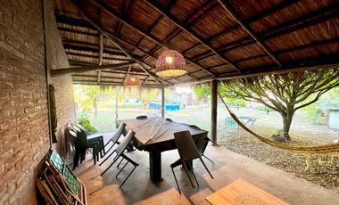 SE VENDE CASA EN JARDINES DE LA COSTA I
