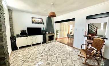 SE VENDE CASA EN JARDINES DE LA COSTA I
