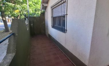 VENTA o PERMUTA CASA 3 AMB. COCHERA,  SAN BERNARDO