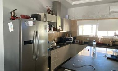 ALQUILER CASA LA MARTINA LUJAN SIN EXPENSA