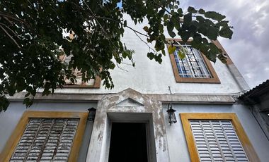 CASA ALQUILER LA PLATA 3 DORMITORIOS PARQUE