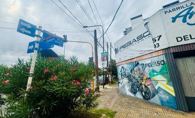 VENTA CASA SOBRE LOTE 182 m2 REMEDIOS DE ESCALADA