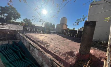 Venta Casa/Lote Ramos Mejía   ***Acepta Permuta***