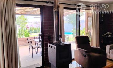 Casa en Venta en Entrada por San Ramón con dirección a oficina central Agrosuper Punta de Cortés