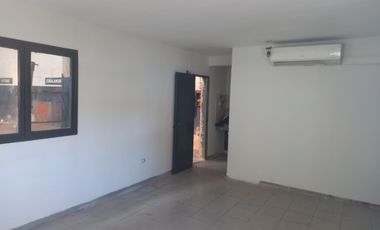 Alquiler Depósito  con Oficina Plottier