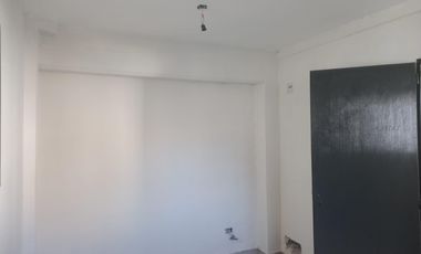 Alquiler Depósito  con Oficina Plottier