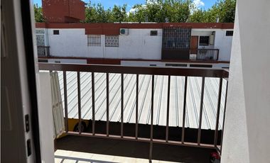 ALQUILER ANUAL DEPARTAMENTO 02 DORMITORIOS- BARRIO SANTA RITA