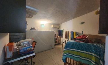 Amplia Casa en Costa Azul con potencial de crecimiento!