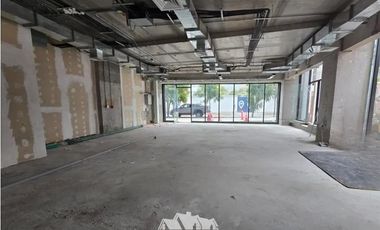 Local Comercial en Arriendo en Metro Manuel Montt