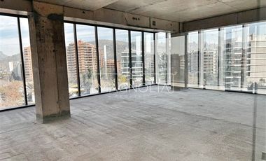 Oficina en Arriendo en Cercano a futura línea 7 del Metro, buena conectividad