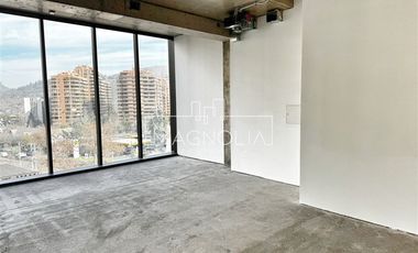 Oficina en Arriendo en A pasos de la futura nueva Línea 7 del Metro, buena conectividad