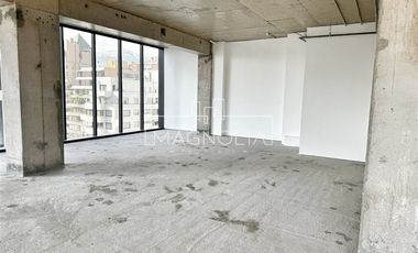 Oficina en Arriendo en Cercano a futura línea 7 del metro, buena conectividad