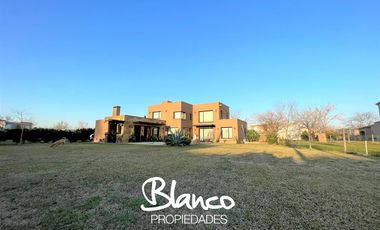 Casa en Venta en Haras Santa Maria, Escobar, G.B.A. Zona Norte, Argentina