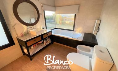 Casa en Venta en Haras Santa Maria, Escobar, G.B.A. Zona Norte, Argentina