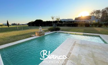 Casa en Venta en Haras Santa Maria, Escobar, G.B.A. Zona Norte, Argentina