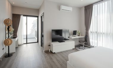 4 Bedroom Villa for sale at 999@World Club Land Modern and Luxury Pool Villas