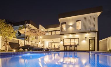 4 Bedroom Villa for sale at 999@World Club Land Modern and Luxury Pool Villas