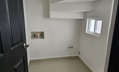 Rento Casa en Cumbres Lux en  Dominio Cumbres