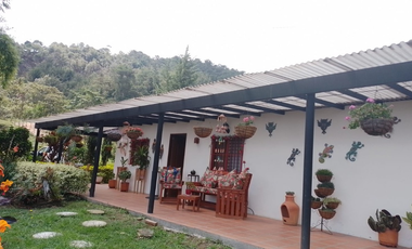 Villa en Arriendo en El Retiro