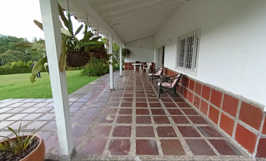 Villa en Arriendo en El Retiro