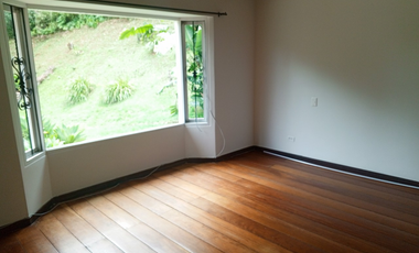 Villa en Arriendo en El Retiro