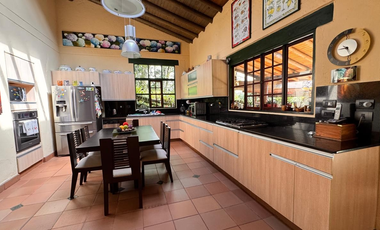 Villa en Arriendo en El Retiro