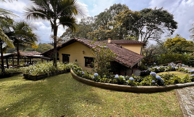 Villa en Arriendo en El Retiro