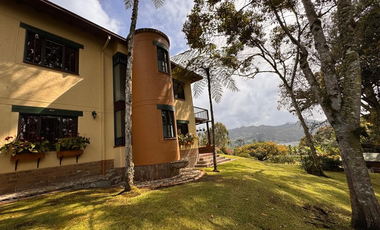 Villa en Arriendo en El Retiro