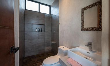 Casa en venta en la playa a 100 en San Benito, Yucatán