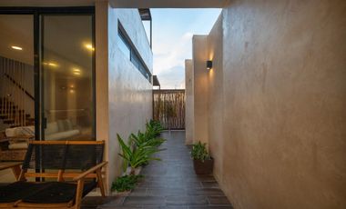 Casa en venta en la playa a 100 en San Benito, Yucatán