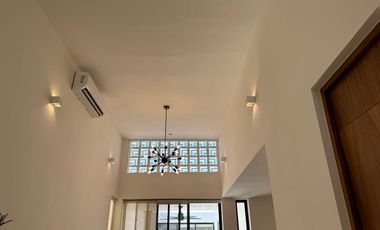 CASA EN RENTA MERIDA 1 PLANTA AMUEBLADA PRIVADA TAMORA CONKAL