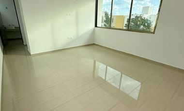 CASA EN VENTA MERIDA 4 RECÁMARAS Y ALBERCA