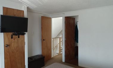 VENTA DE HERMOSA CASA Y MUY BIEN UBICADA
