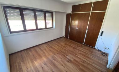 Casa en venta - 5 Dormitorios 4 Baños - Mar del Plata