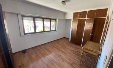 Casa en venta - 5 Dormitorios 4 Baños - Mar del Plata