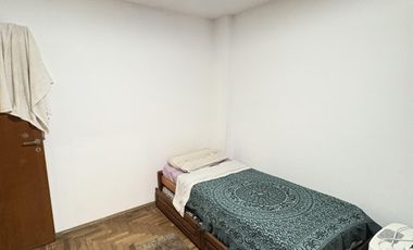 Departamento un dormitorio con patio enorme en venta en Alberdi