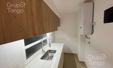 Departamento en Belgrano venta, 2 ambientes con baulera apto credito