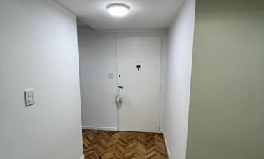 Departamento en Belgrano venta, 2 ambientes con baulera apto credito